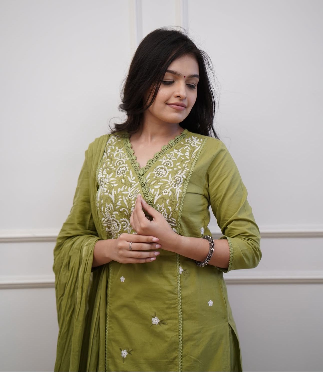 Embroidered Cotton Suit Set (RA010)